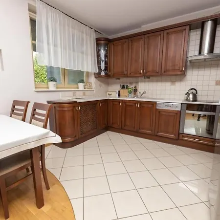 Delightful Apartment In Romania *