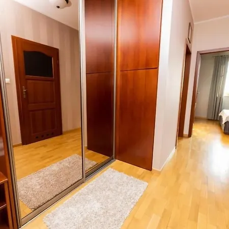 דירה Delightful Apartment In Romania קלוז'-נאפוקה